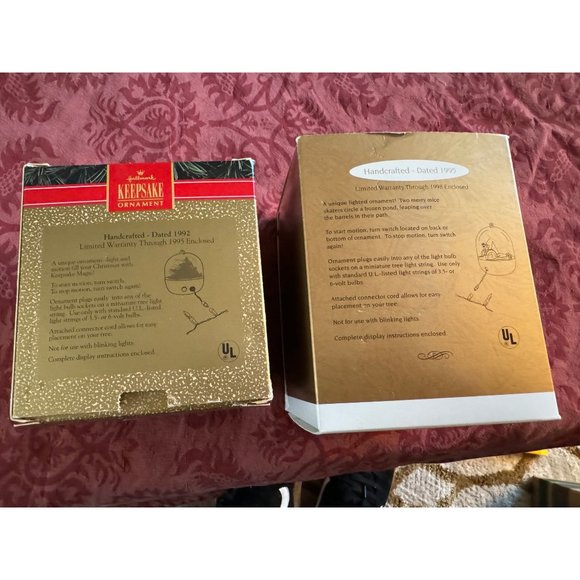 Hallmark Keepsake Ornaments - Blue and Red Magic Light and Motion - Picture 2 of 4